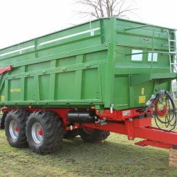 Celková hmotnost 20 t T 669/1sklopný do dvou stran